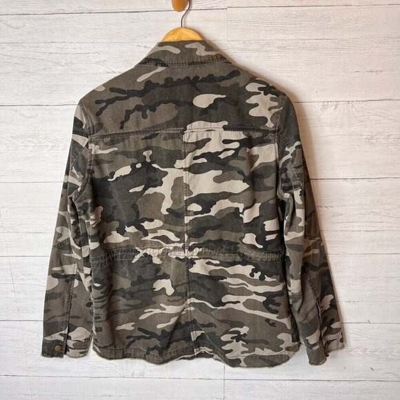 Atmosphere Shacket Womens Size 10 Camouflage Floral Patches Utility Military - Picture 12 of 16